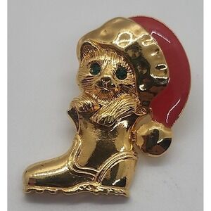 Vintage gold tone AVON Christmas holiday CAT in boot & Santa hat brooch pin